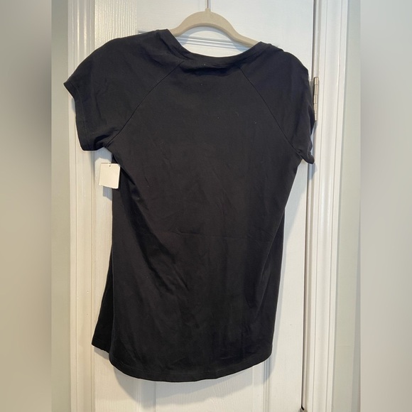 NWT Golden Nugget Size M Stay Golden Glitter Print Black Short Sleeve Tee Shirt - Picture 8 of 10